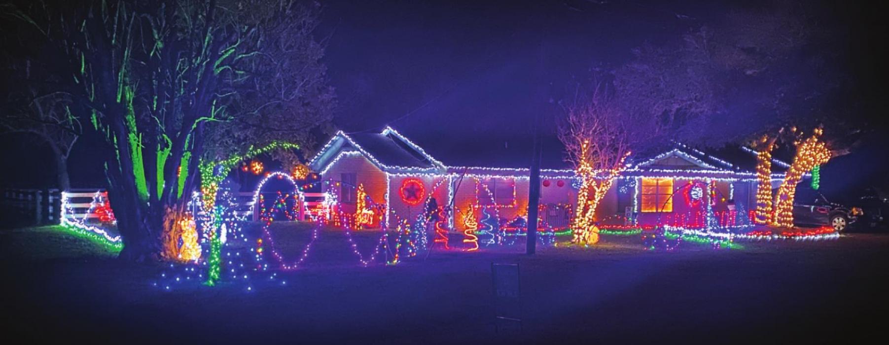 The Fayetteville Christmas Decorations winning home, the Cartwrights, at 780 N. FM 1291.